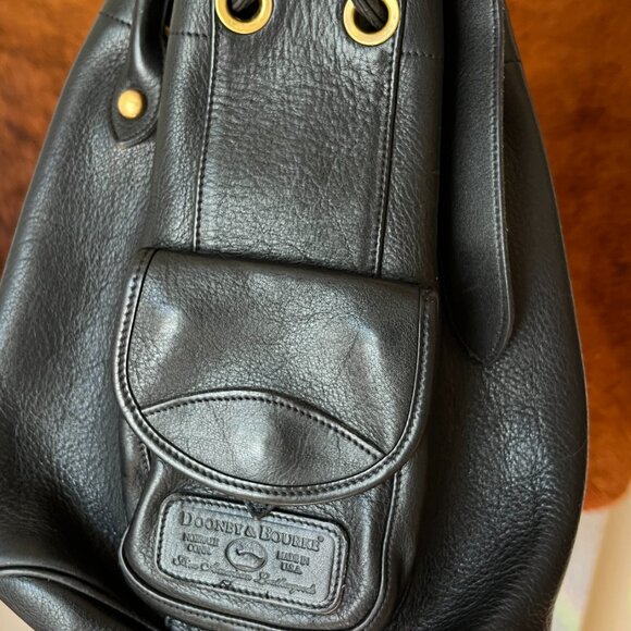 Dooney & Bourke - Bucket Bag, Shoulder. Hand Pull String, VINTAGE - Picture 2 of 9